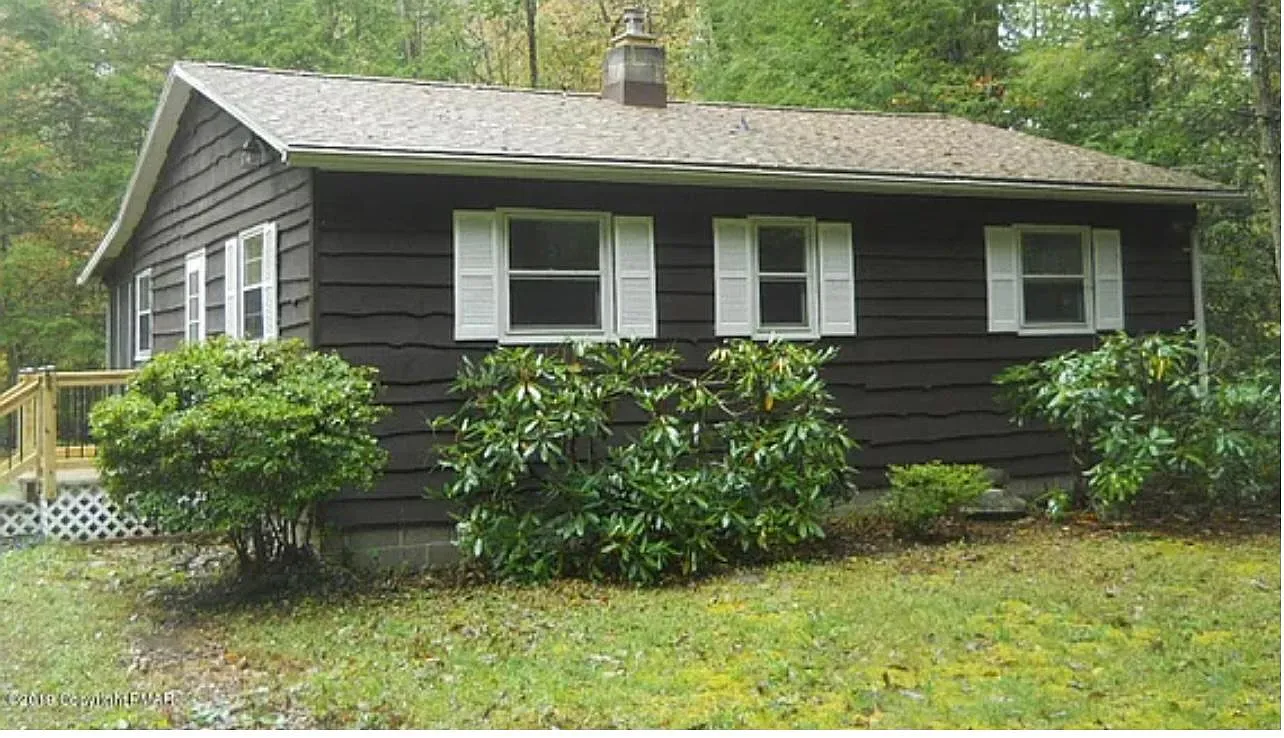 148 Evergreen Rd photo 1