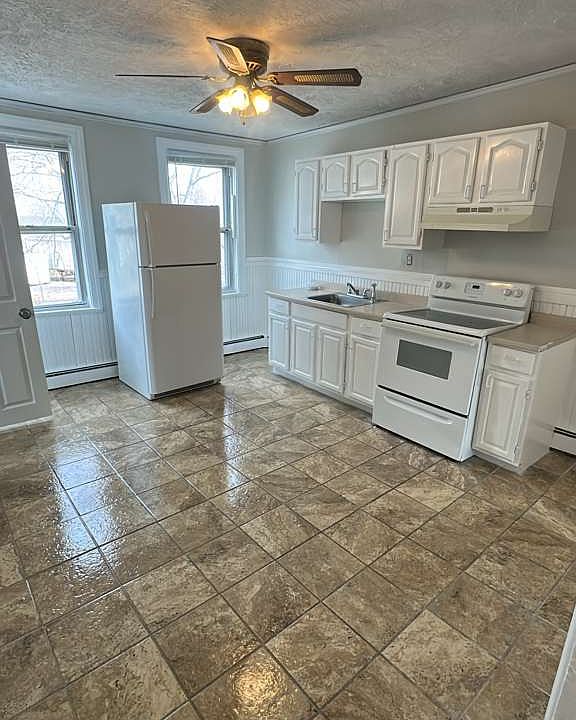 1st image of 25 Prospect Hill Ave #2L