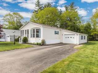 27 Watercress Drive, Rochester, NH 03868
