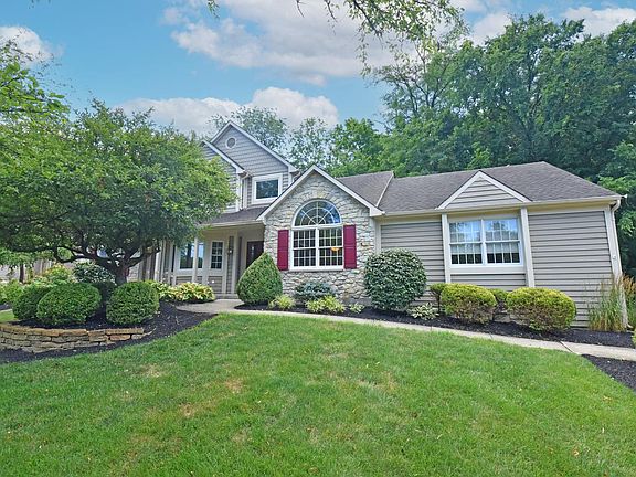 2nd image of 8043 Chestershire Dr