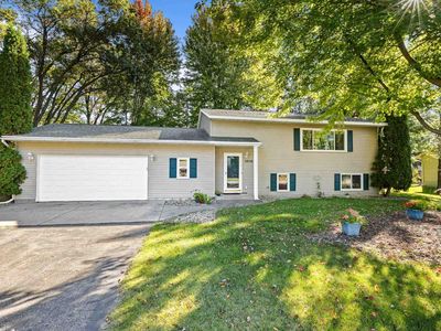 2050 East BREEZEWOOD COURT, Plover, WI, 54467