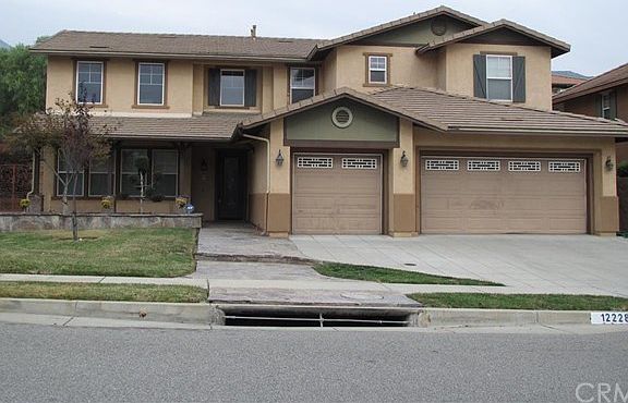 2nd image of 12228 Roseville Dr