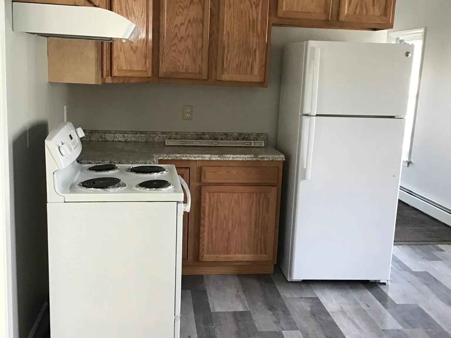 2 bed, 750 sqft, $1,400 — Photo 3