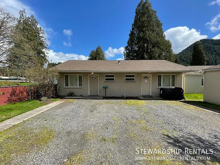 76243 Gale St #1 — Photo 2