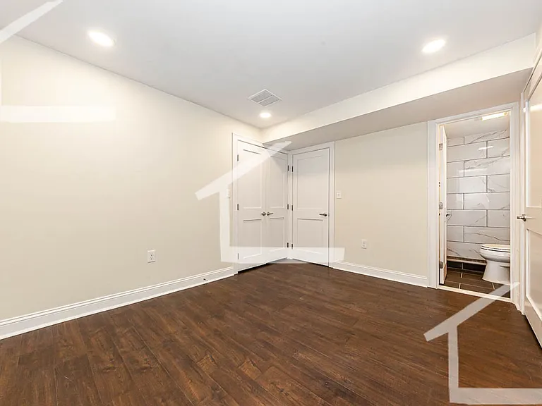20 Albion St #1A — Photo 12