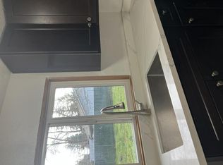 17450 SE Mill St, Portland, OR 97233