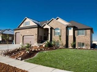 2079 Cameron Dr, West Haven, UT 84401