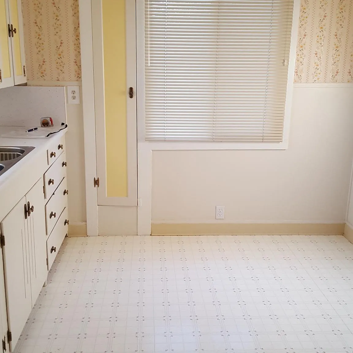 464 Lee Ln — Photo 3