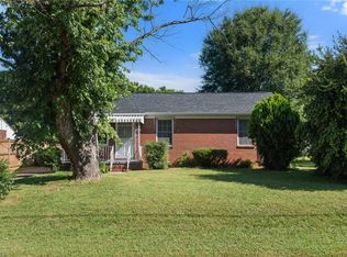 413 W 26th St, Winston Salem, NC 27105