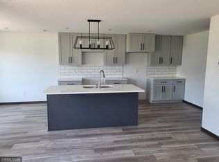 18002 Walnut Cir, Big Lake, MN 55309