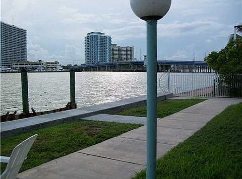 3rd image of 1980 Bay Dr APT 10