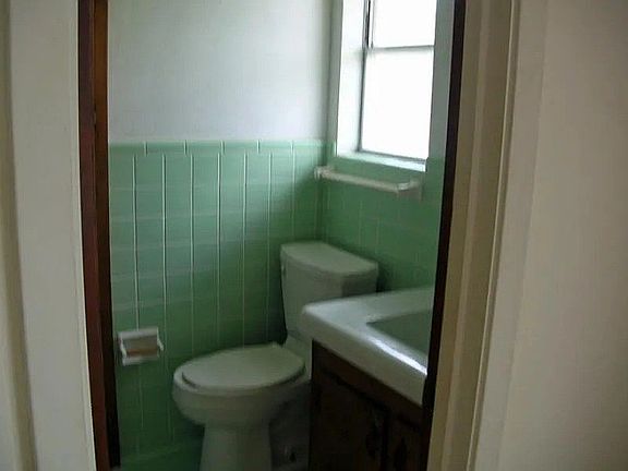 4th image of 4529 Driftwood Pl