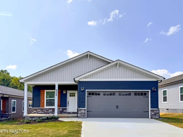 3725 Crimson Clover Ln, Knoxville, TN 37924