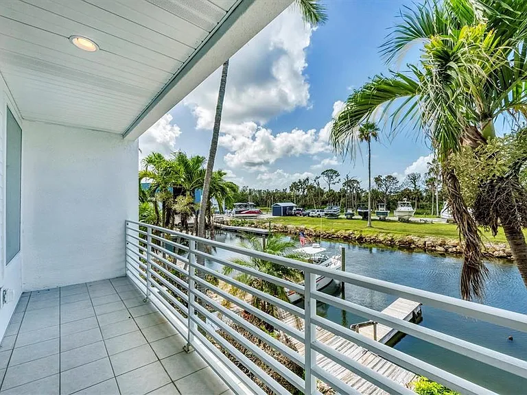 8234 Harborside Cir — Photo 13
