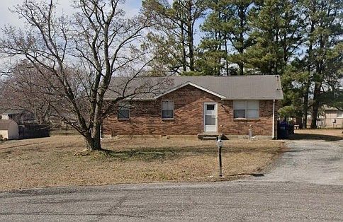 1st image of 705 Hollis Ct