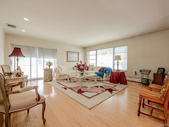 5th image of 2539 Woodhull Avenue