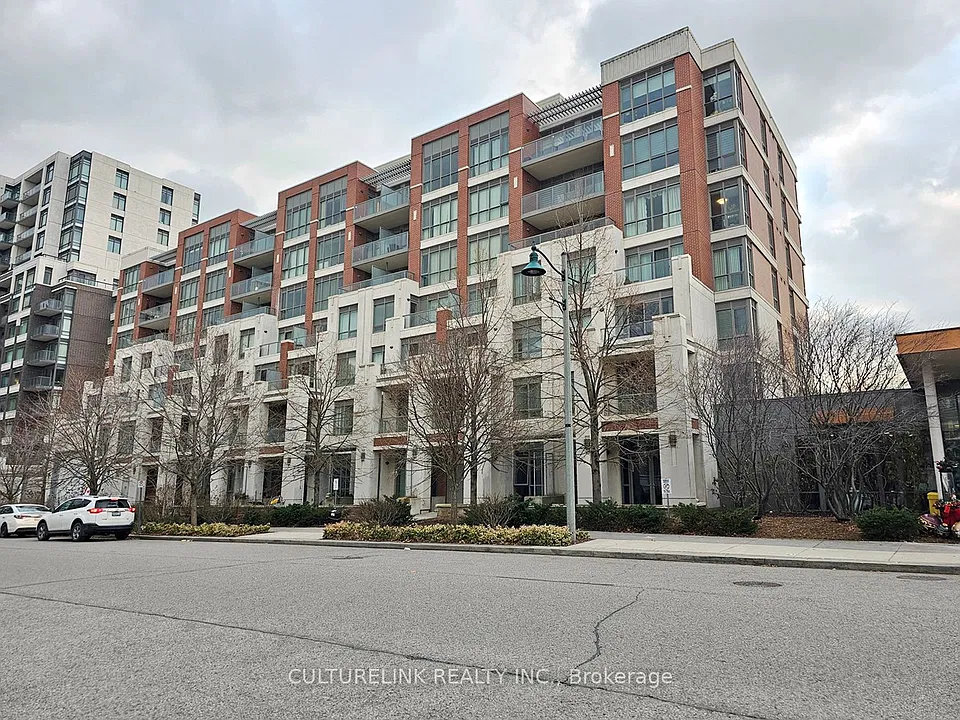 57 Upper Duke Cres #607
