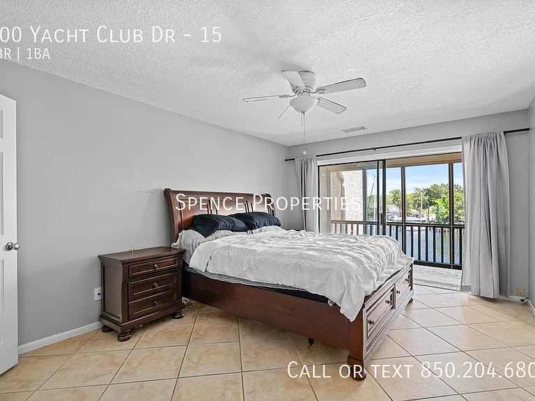 300 Yacht Club Dr #15 — Photo 15