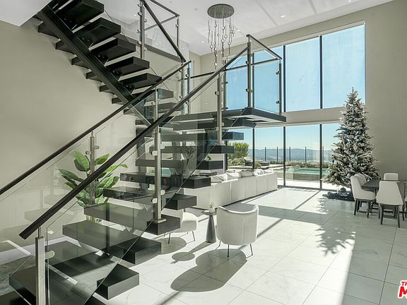 5th image of 20306 W Willoughby Ln