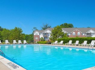 15 Cedar Ridge Ct, Newark, DE 19702