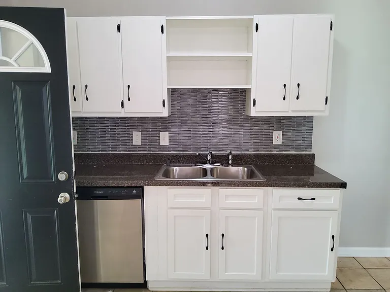 2076 Willow Wood Ave — Photo 20