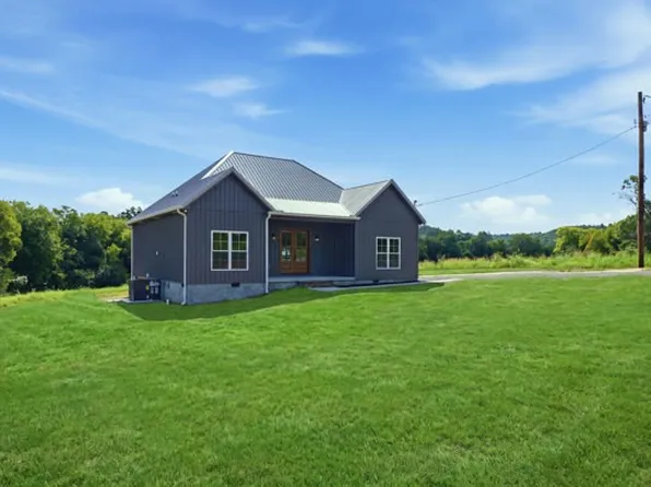 200 Dement Rd, Normandy, TN 37360
