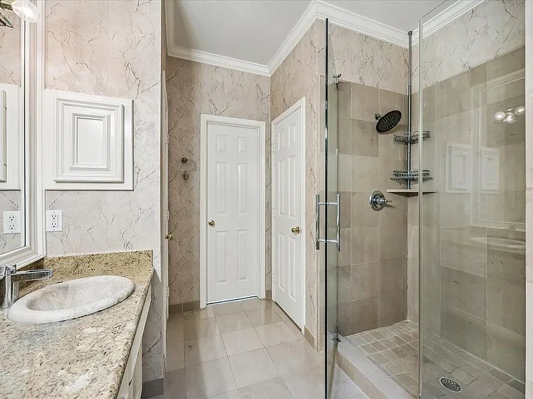 4443 Castle Court Pl — Photo 14