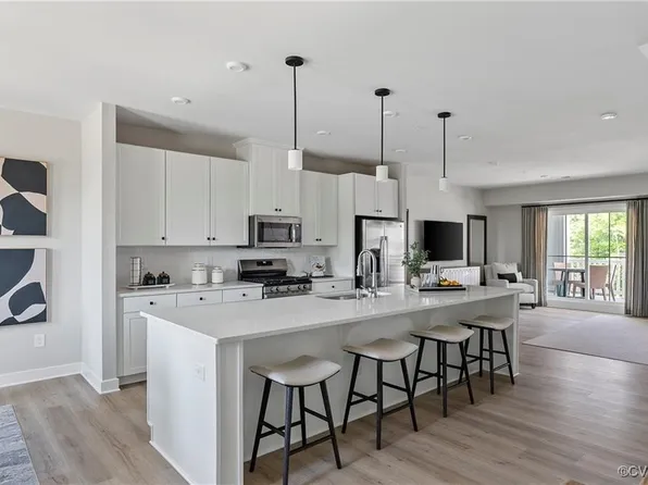 8049 Lake Laurel Ln #B, Glen Allen, VA 23060