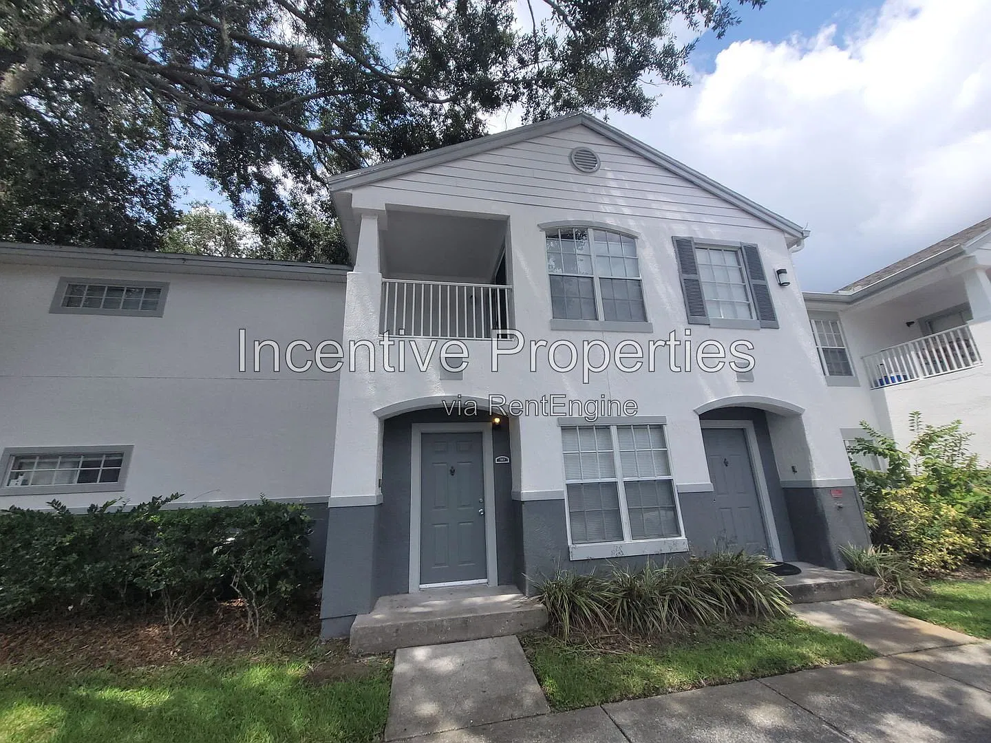 1 bed, 1.0 bath, 779 sqft, $1,350 — Photo 1