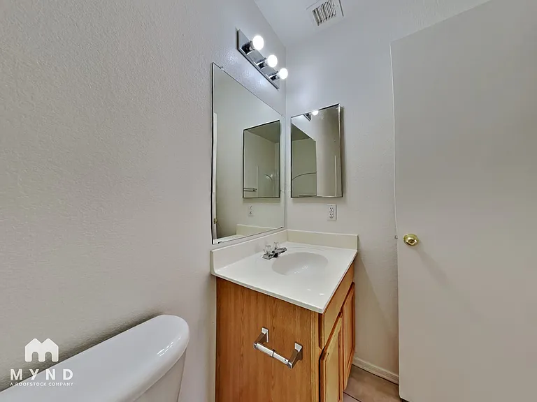 1886 E Cowboy Cove Trl — Photo 11