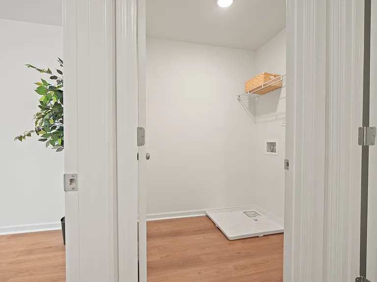 404 Beech St #1 — Photo 10