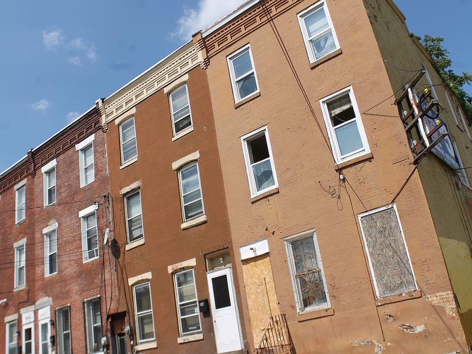 2nd image of 431 Vine St