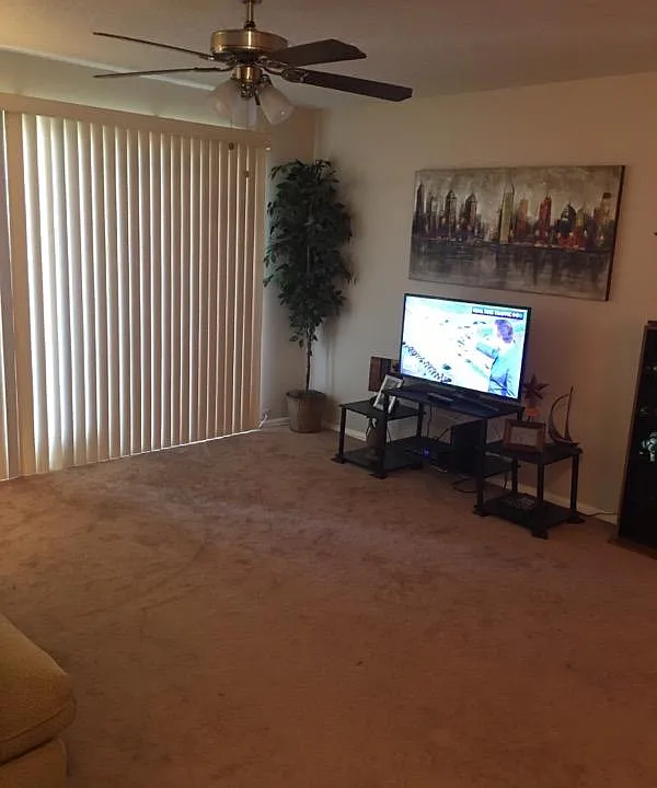 506 Orange Dr #22