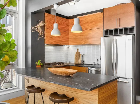 1124 31st Ave #5A, Long Island City, NY 11106