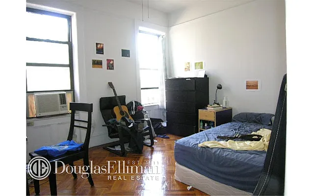 Rented by Douglas Elliman | media 31