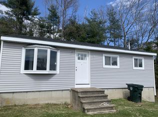 21 Mount St, Franklin, MA 02038