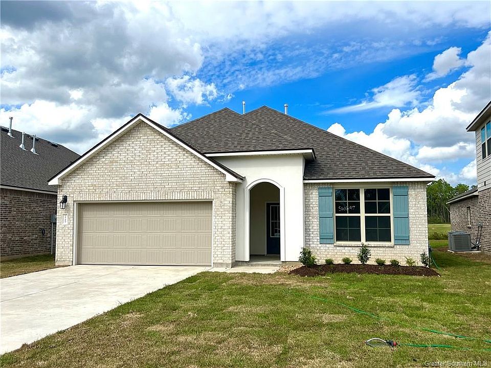 1st image of 1727 Sawgrass Dr