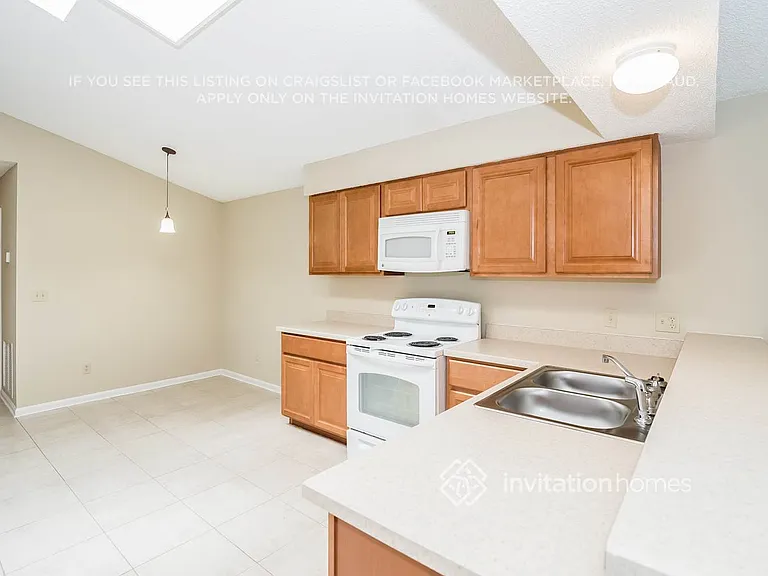 409 Filmore Dr — Photo 10