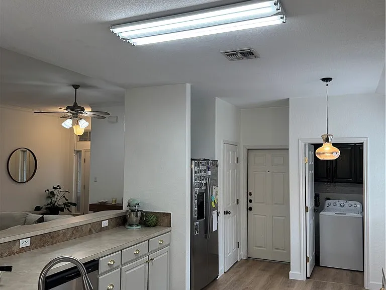 1113 Meadow Brook Dr — Photo 13