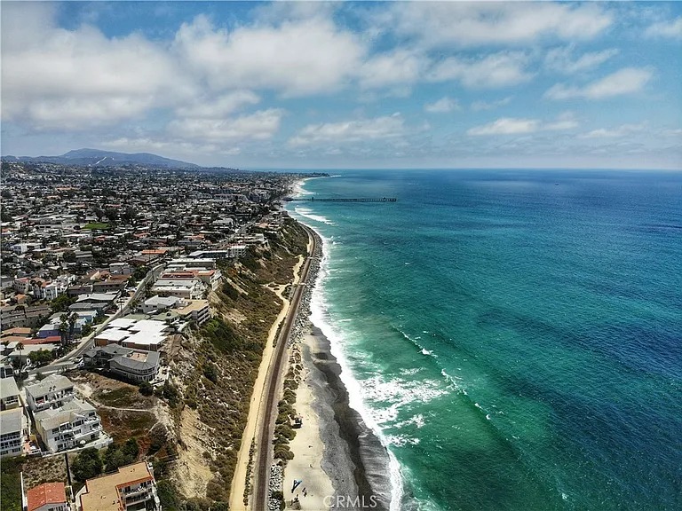 200 Avenida Monterey — Photo 22