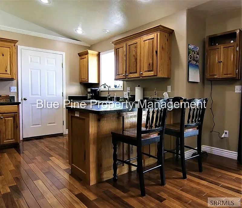1st image of 3084 Madeline Dr