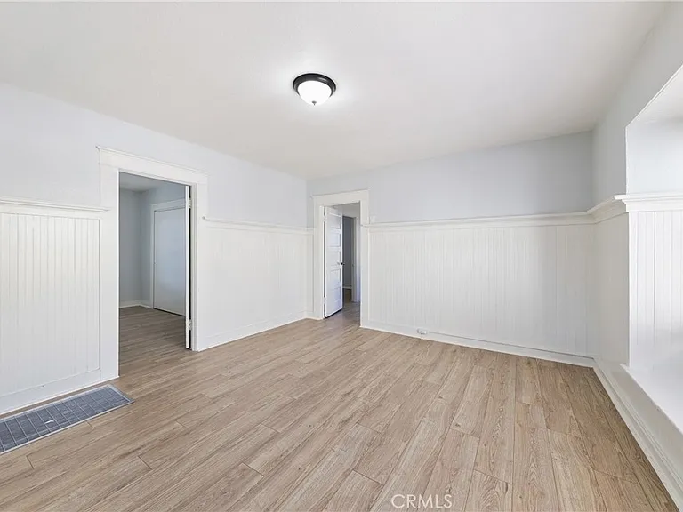 15329 S Paramount Blvd — Photo 11