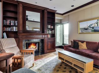 2 Clarendon St APT 707, Boston, MA 02116