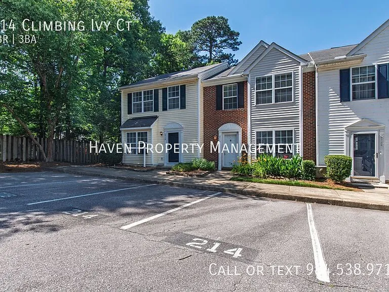 214 Climbing Ivy Ct — Photo 31