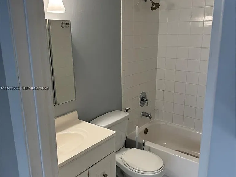 8075 NW 7th St #403 — Photo 2