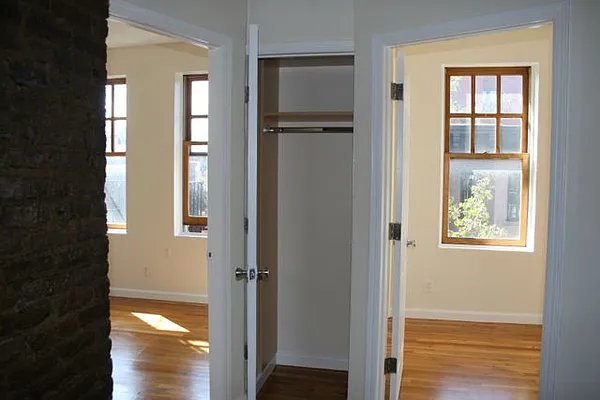 Rented by Cooper & Cooper Real Estate | media 20