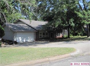 6005 S Marion Pl, Tulsa, OK 74135