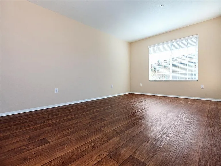 Heritage II Luxury Senior Apts — Photo 42