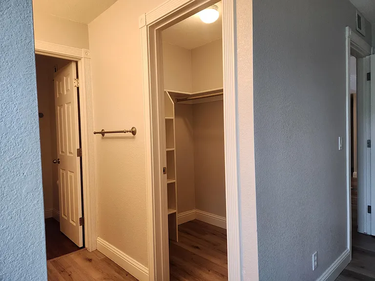 555 Patriot Blvd #217 — Photo 11