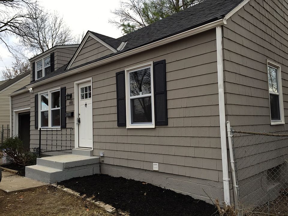 1st image of 925 E 77th Terrace